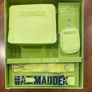 Steve Madden Neon Green Bag Set